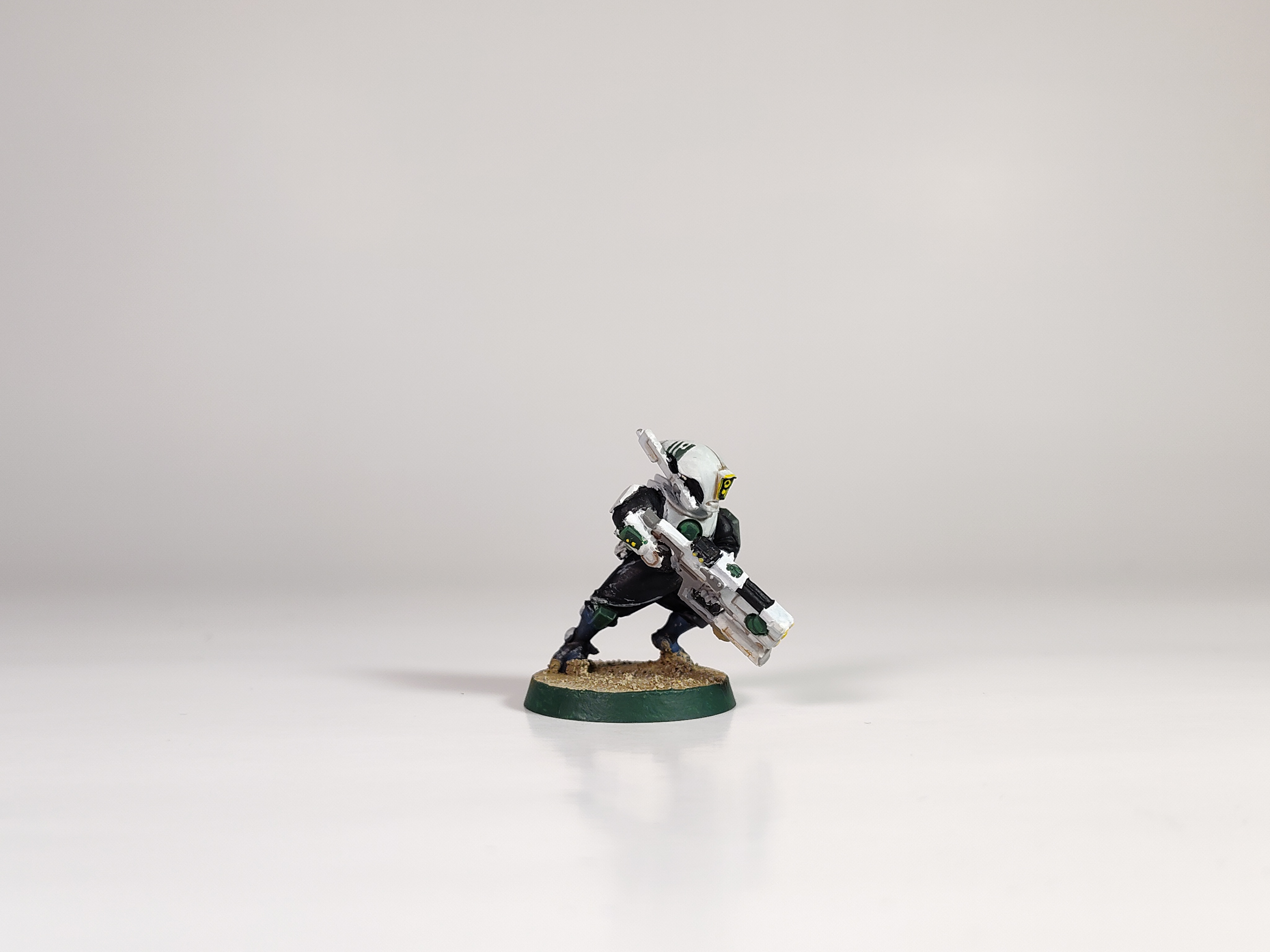 tau4