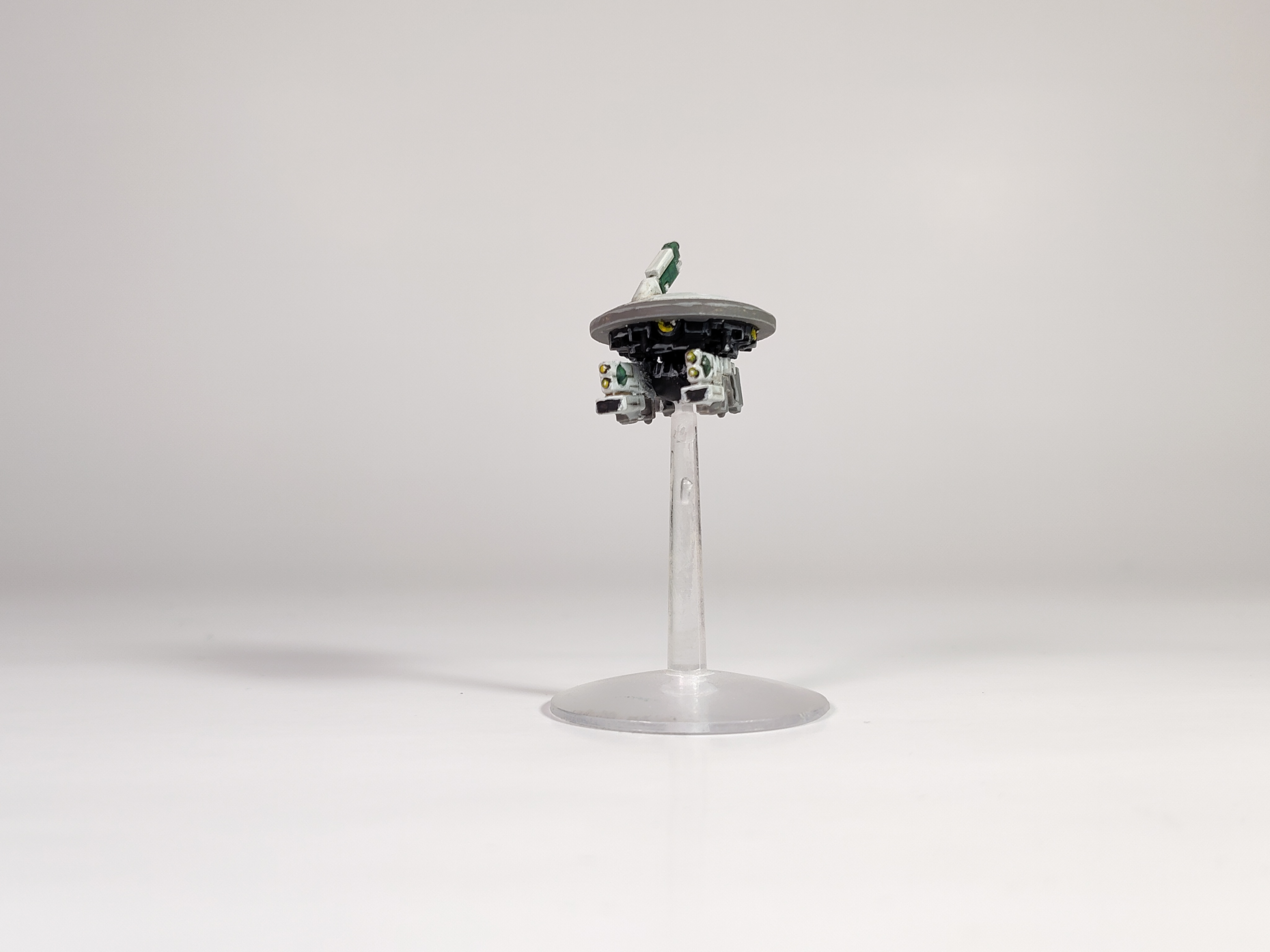 tau8